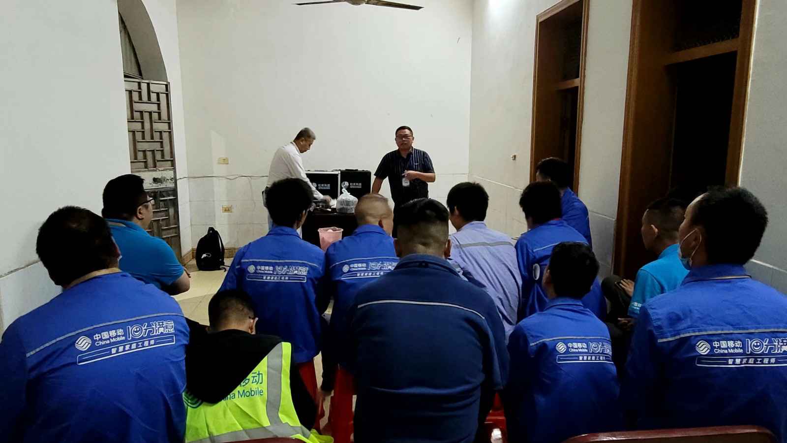 郑州张伟农业生态工程有限公司为中移铁通有限公司安全用电培训
